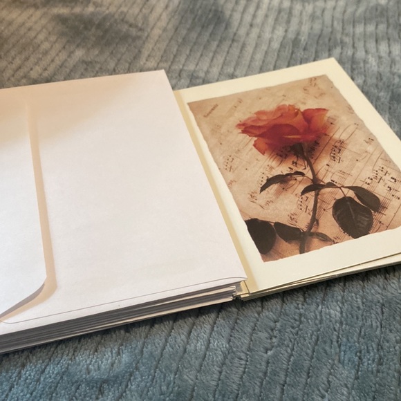 10 Glossy Rose Music Cards / Notecards - Picture 2 of 4